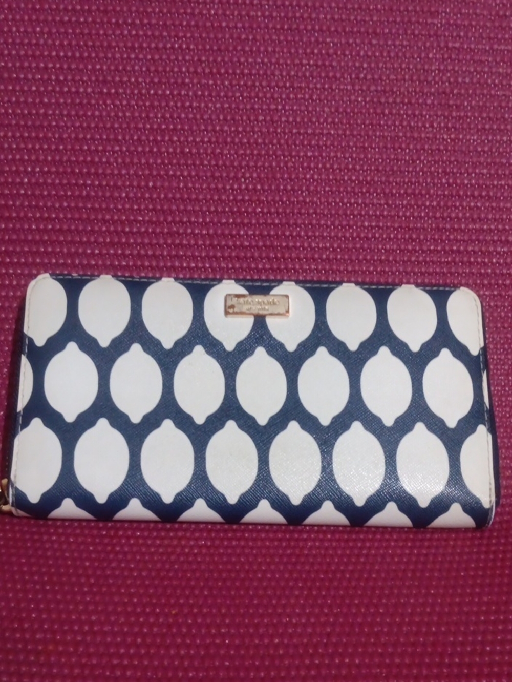 Kate Spade Navy and White Patterned Zip Wallet